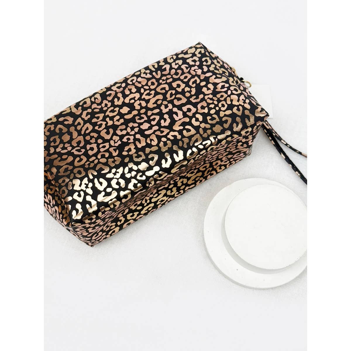 Waterproof Fabric Leopard Pattern Cosmetic Bag