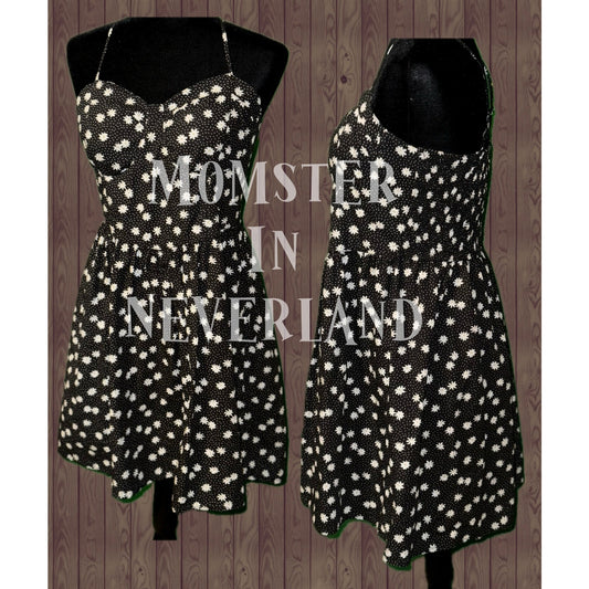 black and white daisy no boundaries dress